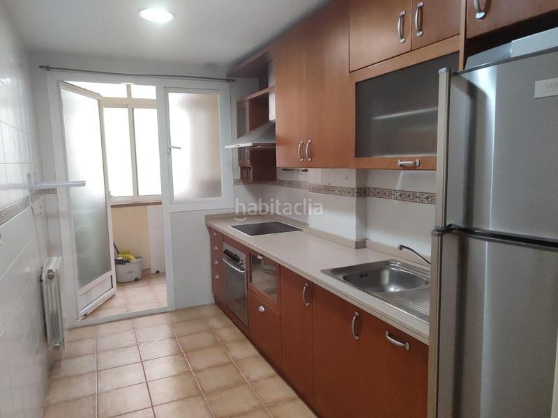 Foto 4c1c6811-4985-43e5-8e52-8124072b5ff0. Alquiler piso inmobiliaria garcía delgado alquila fantantisco piso con piscina comunitaria y garaje!!!!!!!!!!!! en Granada