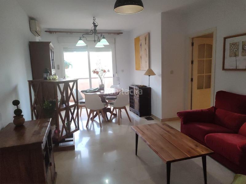 Foto 592cbb36-f3b8-46eb-a33b-4e0caaeb6079. Alquiler piso inmobiliaria garcía delgado alquila fantantisco piso con piscina comunitaria y garaje!!!!!!!!!!!! en Granada