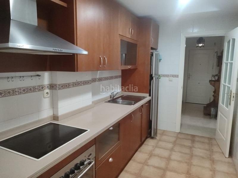 Foto 8054f05c-cfac-4ccb-b303-5cab9d1b8127. Alquiler piso inmobiliaria garcía delgado alquila fantantisco piso con piscina comunitaria y garaje!!!!!!!!!!!! en Granada