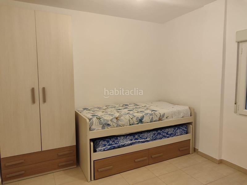 Foto 343876a8-93fa-4bbc-873a-fac3aacfd391. Alquiler piso inmobiliaria garcía delgado alquila fantástico piso justo al lado del triunfo en Granada