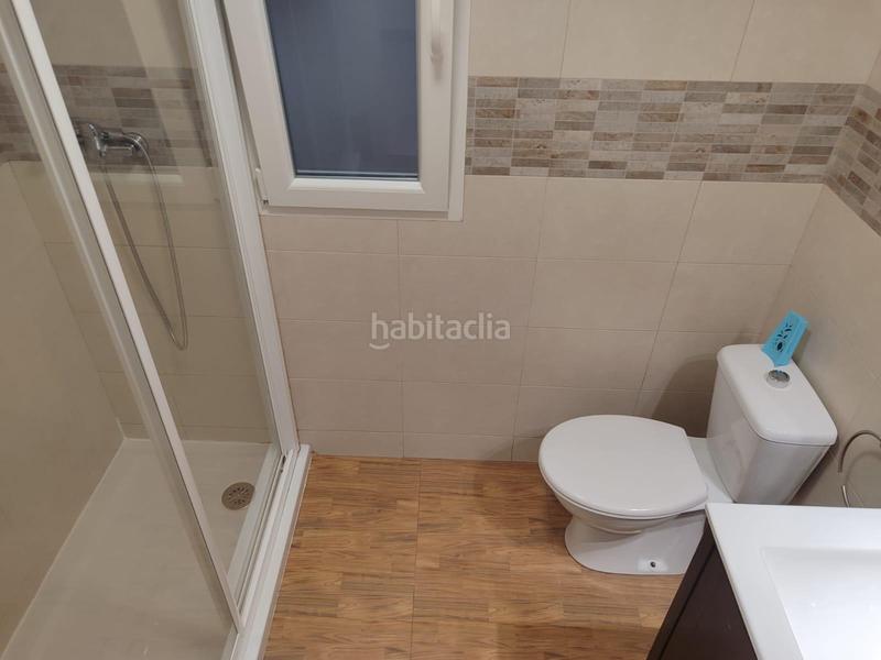 Foto e9368e26-83dd-41dd-93bb-e55c9c919cb3. Alquiler piso inmobiliaria garcía delgado alquila fantástico piso justo al lado del triunfo en Granada