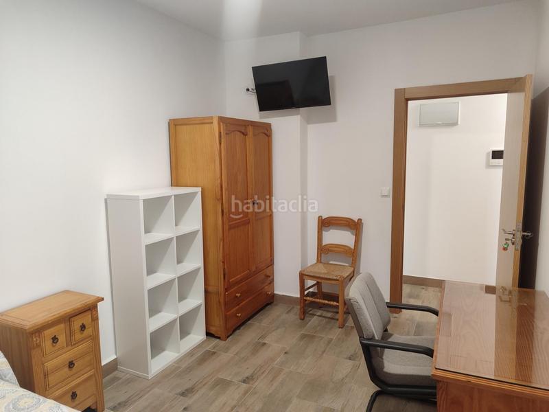 Foto 3052c17b-e0fe-4c2a-b797-221f3d4a51f6. Alquiler casa habitaciones individuales en alquiler en la chana en Granada