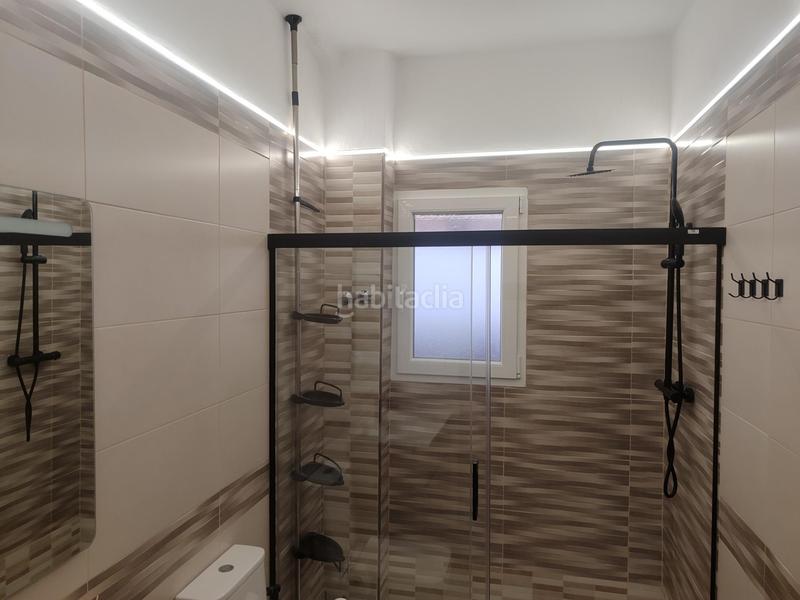 Foto 3e5afbd3-3e13-4b8c-8a9f-f2e47ebcf1d6. Alquiler casa habitaciones individuales en alquiler en la chana en Granada