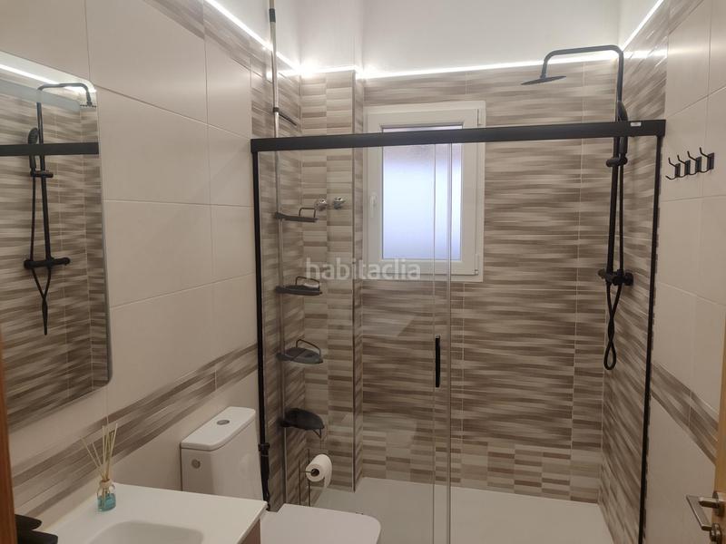 Foto f1ea9ac4-214e-4952-95e7-6a5a9c10fc2a. Alquiler casa habitaciones individuales en alquiler en la chana en Granada