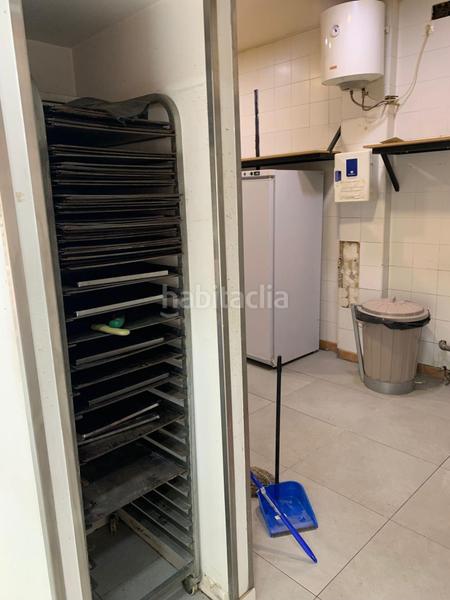 Foto 09534877-3022-494c-8562-4207c2b93f91. Lloguer local comercial a carretera carretera de málaga 41 a Granada