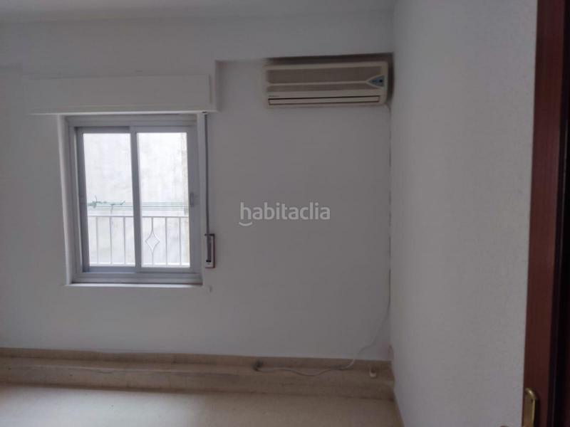 Foto cc86c2ec-e135-4773-9f09-4ef6f3bbcffd. Flat in Barrio de Zaidín Granada