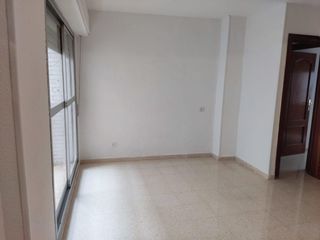 Pis a Barrio de Zaidín. Inmobiliaria garcía delgado vende gran oportunidad de inversión