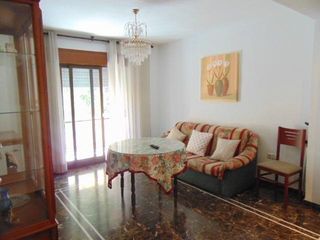 Pis a Angustias - Chana - Encina. Inmobiliaria garcia delgado vende fabuloso piso en la barriada d
