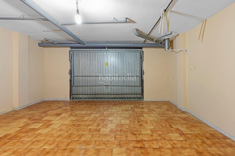 Foto c6880adc-4656-40fc-ac23-38435c4909fa. Casa adossada amb aparcament a Atarfe