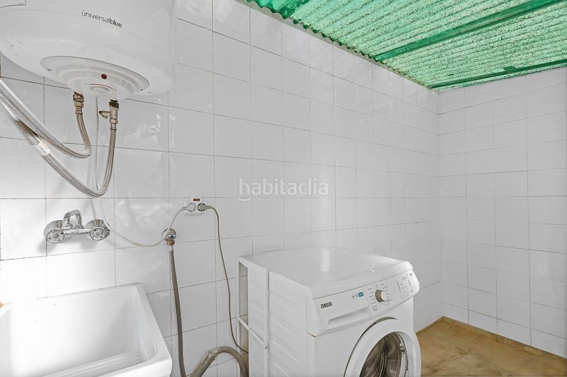 Foto cd752d1e-6b59-4f64-9e01-e140cafe201a. Casa adossada amb aparcament a Atarfe
