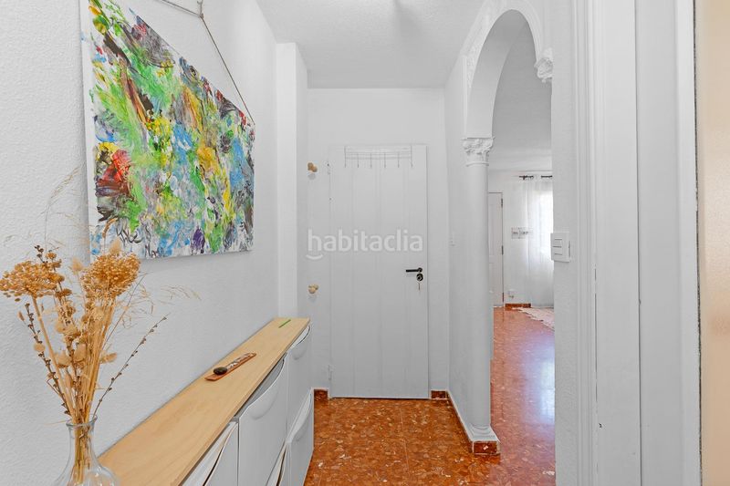 Foto ddf376aa-ca89-40af-9614-bd9ecc7df91e. Casa adossada amb aparcament a Atarfe