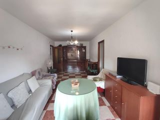 Lloguer Apartament a Angustias - Chana - Encina. Se busca compañera de piso