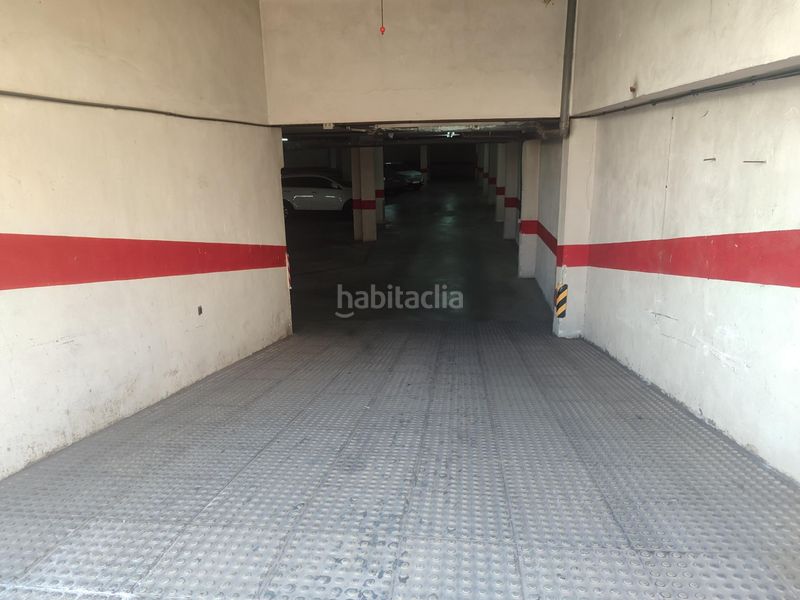 Foto 5270dcb8-9646-4403-8904-5200fb94560c. Aparcament cotxe a Poniente Armilla