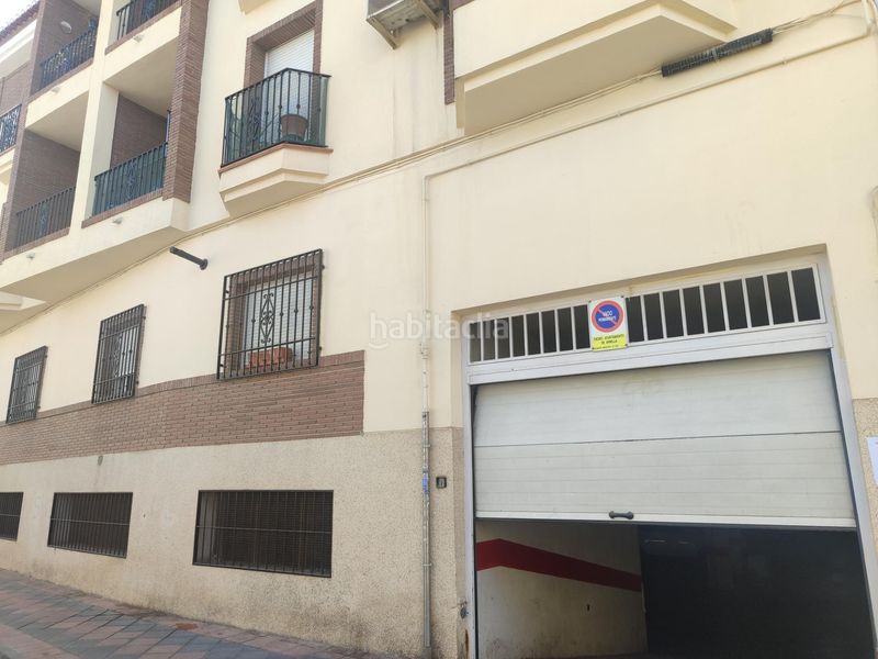Foto d0133ecf-3e4e-4336-bb7e-d9b3b5d48693. Aparcament cotxe a Poniente Armilla