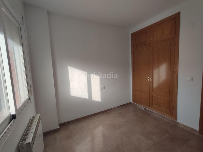 Foto 4d48b5a0-5b98-4d7b-bb63-4d6e093972e3. Casa adossada amb calefacció aparcament a Atarfe