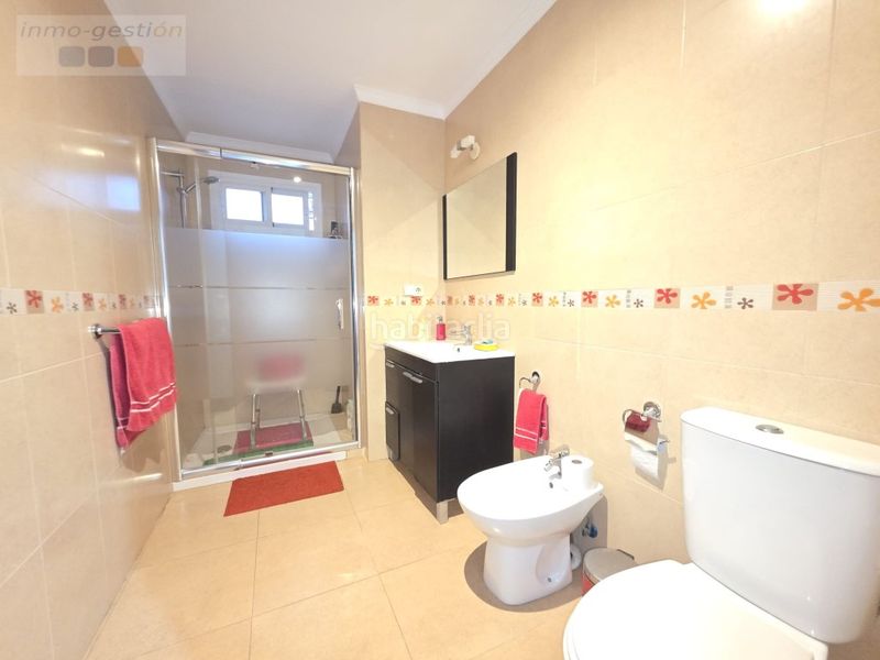 Foto 0891a894-14c9-45e8-b131-781a561a241a. Casa amb aparcament a San Pedro de Alcántara Pueblo Marbella