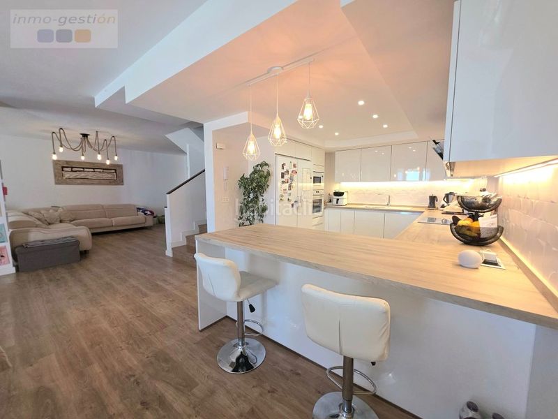 Foto f52b4c8f-320b-45c9-9f0e-cef4f1f65ee5. Casa a Doña Julia Golf Casares