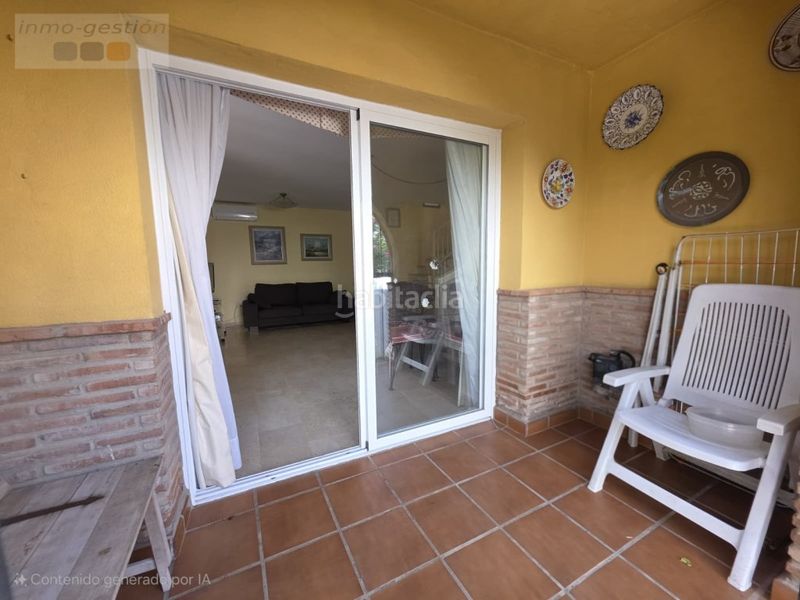 Foto 9ba17929-c182-4022-96a5-eaa80e191aae. Casa adossada amb aparcament a marina de Casares Casares