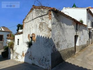 Haus  Calle piedras. Proyecto único en gaucín! solar de 104 m con patio andaluz tradi