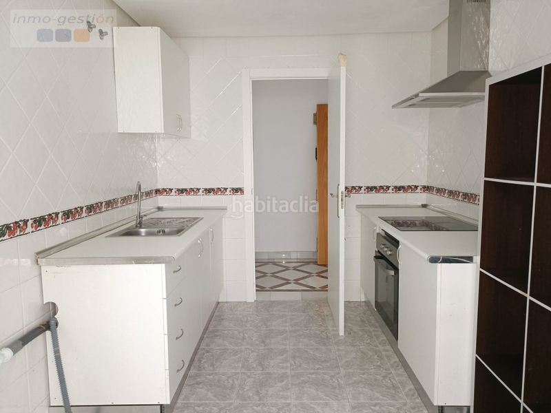 Foto 5a246031-82d9-42cb-a5db-3bbd4bd9be5a. Affitto duplex in Nueva Andalucía centro Marbella