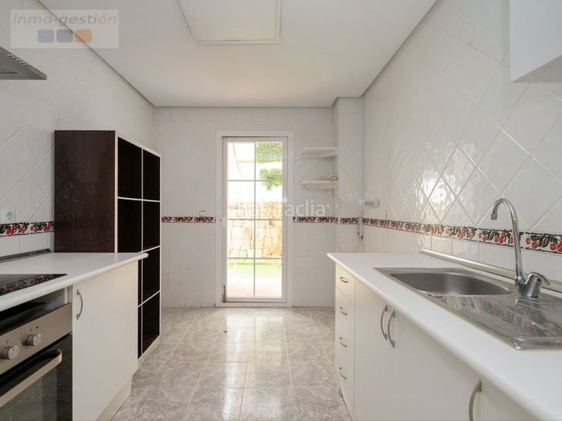 Foto f7a09280-e775-499c-be31-12a671c8a105. Lloguer dúplex a Nueva Andalucía centro Marbella