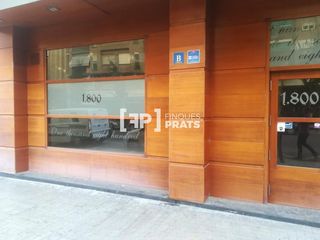 Miete Geschäftsraum  Bisbe ruano. Local comercial en alquiler en zona alta