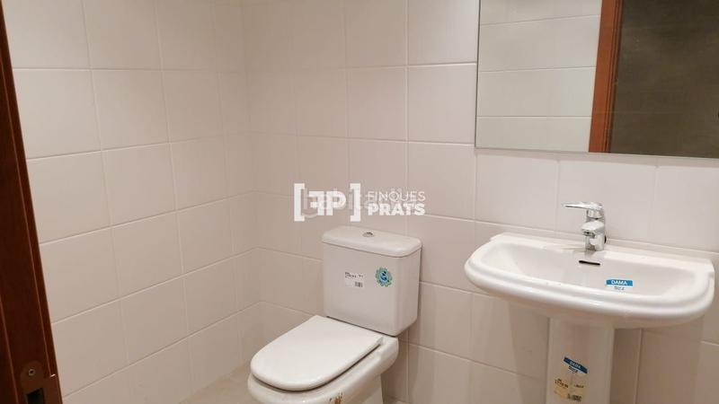 Foto 8cfe2f25-8cb9-4eda-bdc5-ad51719b5499. Lloguer local comercial a Centre Històric Lleida