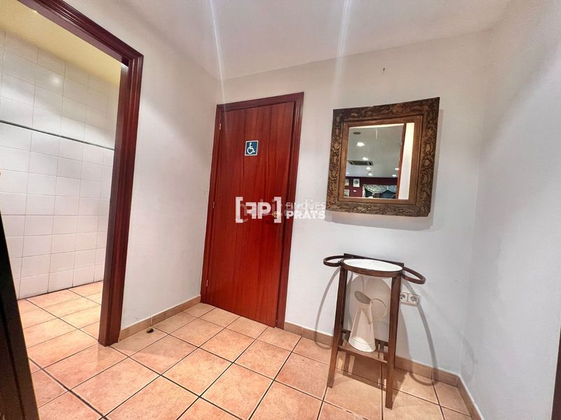 Foto 6bea10ae-22fe-45a5-a286-bf5c7e22ca77. Local comercial a La Bordeta Lleida