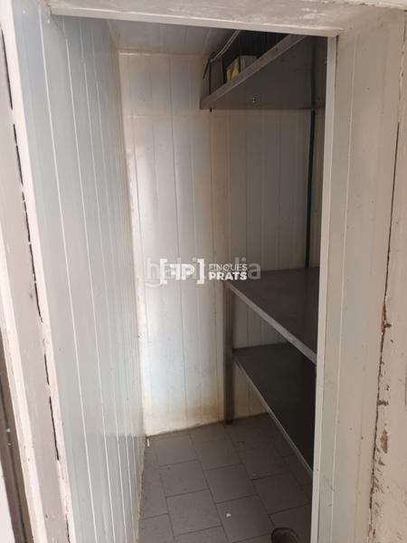 Foto 652344fe-2fcf-4593-9783-9a5991286092. Alquiler local comercial económico local comercial en zona muy céntrica en La Bordeta en Lleida