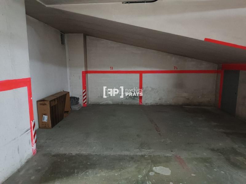 Foto 78f8aa24-becf-4371-b3b4-6a8e8883cc40. Location parking voiture dans Instituts-Universitat Lleida