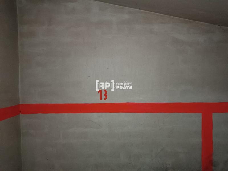 Foto 88970349-c45e-4d63-9971-e09a799ccd18. Rent car parking in Instituts-Universitat Lleida