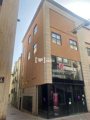 Lloguer Local Comercial  Magdalena. Local comercial en alquiler en el eje comercial de lleida