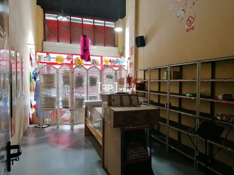 Foto 45006e6a-572b-4b69-9c81-0c619b2b10b7. Local comercial a Príncep de Viana-Clot-Xalets Humbert Torres Lleida