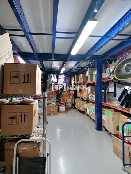 Foto 84189048-c562-4206-a038-8b48b610f8ca. Local comercial a Príncep de Viana-Clot-Xalets Humbert Torres Lleida