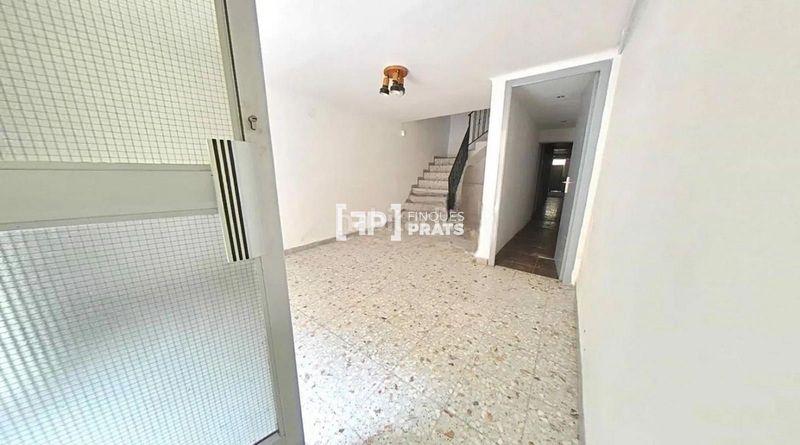 Foto 3770a623-a246-4284-9e3c-026fb5fd002f. Casa amb aparcament a Almatret