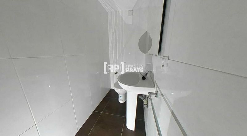 Foto 474ec00f-ea68-4a63-832f-c79ab29dc44e. Casa amb aparcament a Almatret