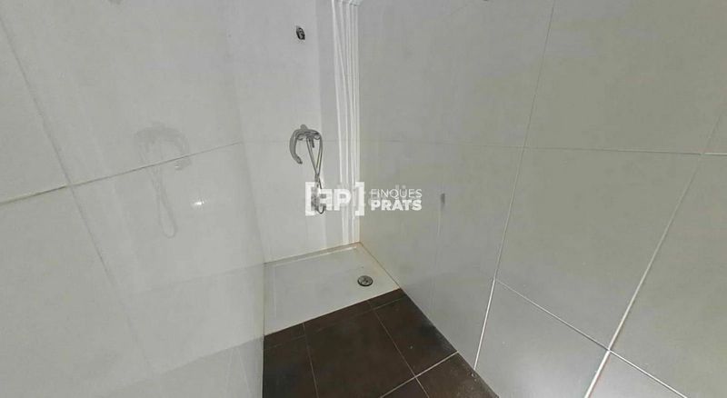 Foto ab52e1b3-aa3c-4591-afe7-5ece7fd561f7. Casa amb aparcament a Almatret