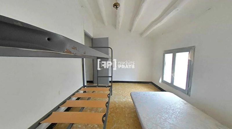 Foto ee47ffd2-2dd1-496f-84c8-29b2cab61f58. Casa amb aparcament a Almatret