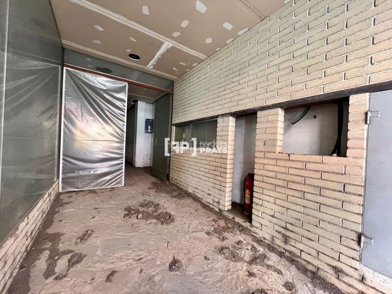 Foto 30c501d0-32e7-4a9c-b033-3f88e6f605c4. Local comercial a Príncep de Viana-Clot-Xalets Humbert Torres Lleida
