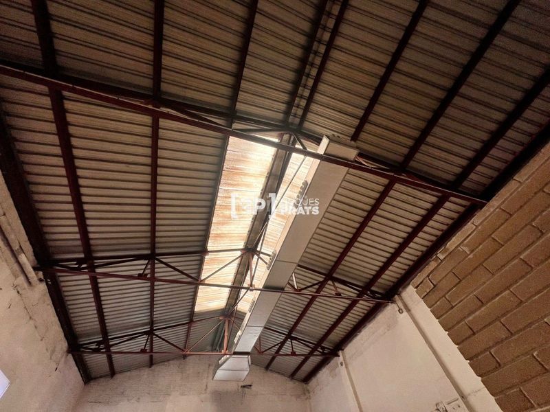 Foto 3d5bbdff-0f1d-471b-bea7-2256be6eaab0. Local comercial a Príncep de Viana-Clot-Xalets Humbert Torres Lleida