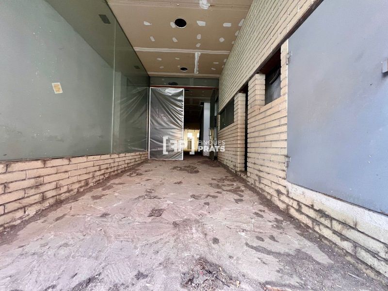 Foto d5ba81fc-41b4-41bd-be52-82c6b8078968. Local comercial a Príncep de Viana-Clot-Xalets Humbert Torres Lleida
