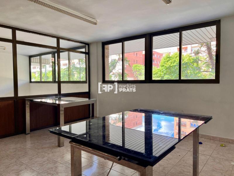 Foto c8d4bd99-47d4-49eb-8256-c4f022041e09. Location bureau dans Pardinyes Lleida