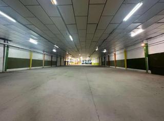Nau industrial  Madrid-francia. Nave industrial en venta en alcarrás de 2500 m2.
