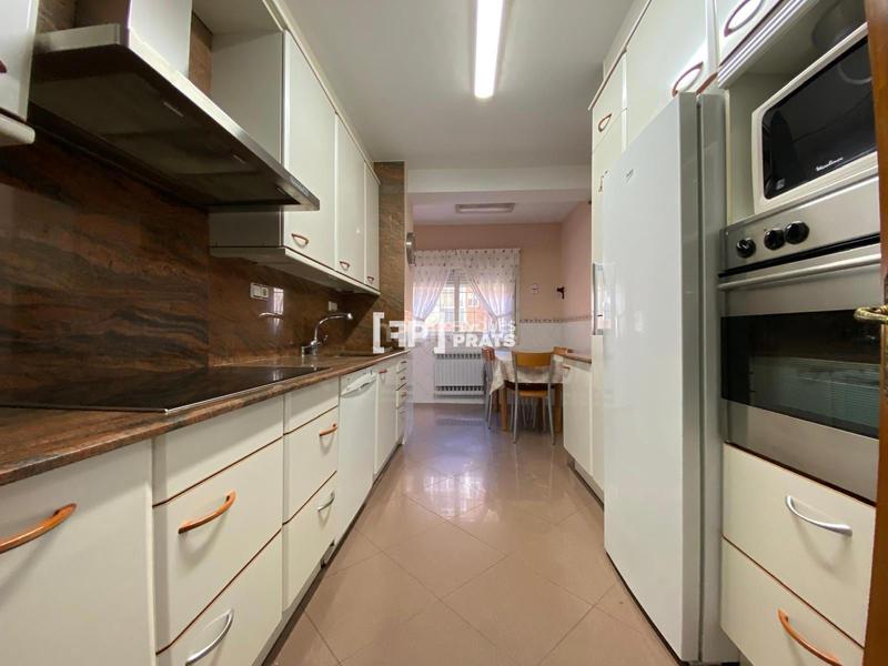 Foto e4d3fb41-850b-4489-9ffe-18c6bc2cc4e4. Location appartement avec chauffage parking dans Instituts-Universitat Lleida