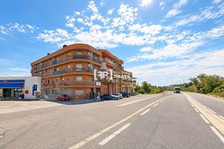 Appartement  Lleida. Piso en venta en alfarràs  ideal para inversores