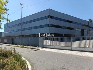 Nau industrial  Les canals. Naves en venta en poligon les canals