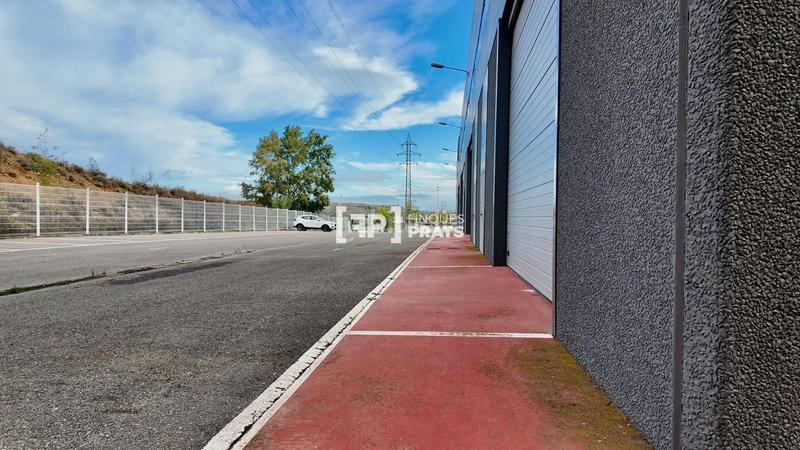 Foto 028674b5-b51d-45fb-8148-0a87847de390. Fabrikhalle in Magraners Lleida