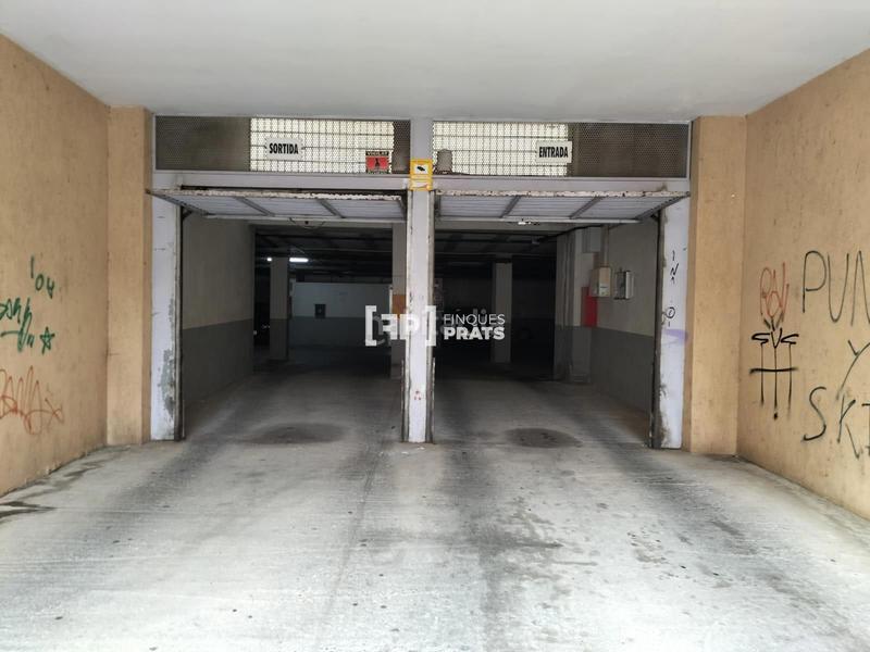 Foto 1ca7f086-2f8b-4170-a183-2260864fab7f. Alquiler parking coche parquing en alquiler en el centro en Lleida
