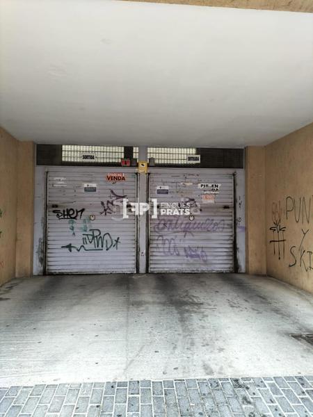 Foto 3cdd1624-e99a-4cd0-83b4-9f3f0655f2de. Alquiler parking coche parquing en alquiler en el centro en Lleida