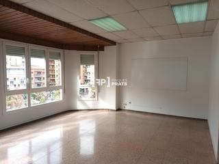 Lloguer Oficina  Balmes. Oficina en alquiler en zona alta de lleida